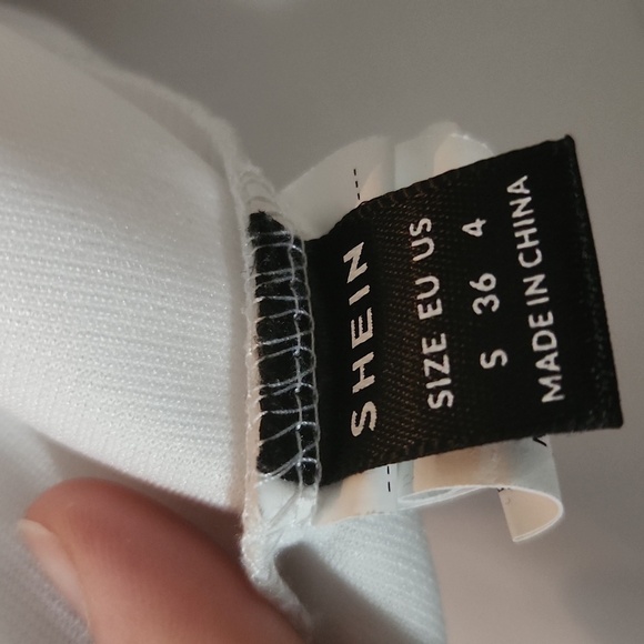 SHEIN White and Blue Long Sleeve Tee with Graphic Design - Picture 3 of 5